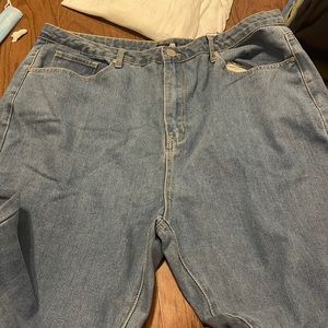 ankle length blue denim wash baggy mom jeans